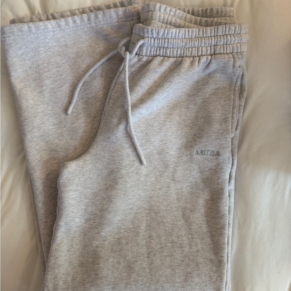 Aritzia COZY SWEATFLEECE BOYFRIEND WIDE SWEATPANT size M Tall